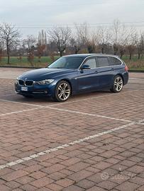 auto perfette condizioni e aposto di tutto 