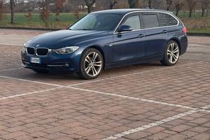 auto perfette condizioni e aposto di tutto 