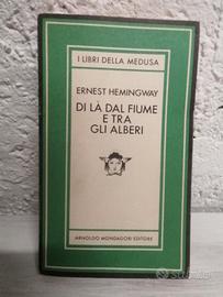 Libro Di la dal fiume e tra gli alberi