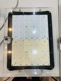 Lampade GNC per acquario marino