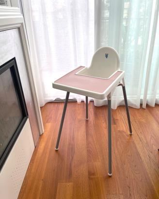 Seggiolone Ikea con vassoio e tovaglietta silicone