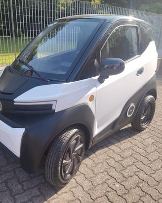 Microcar Nissan S04 T7