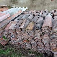 Tegole e tavelle storiche originali