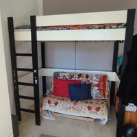 letto singolo a soppalco e futon ikea