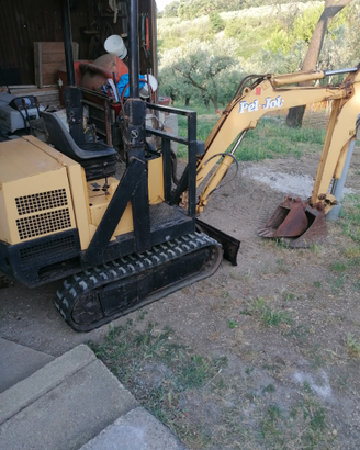 Miniescavatore 15 quintali