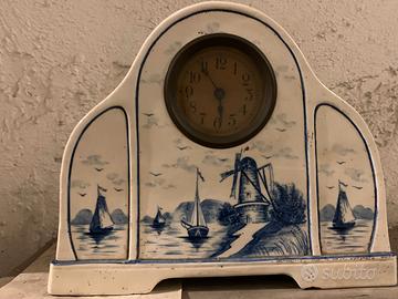 orologio da camino stile delft epoca