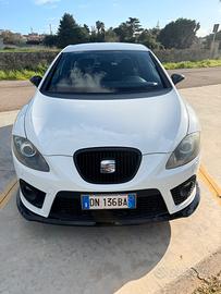 Cupra R