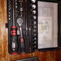 set chiavi a cricchetto whurt spese spedizione a p