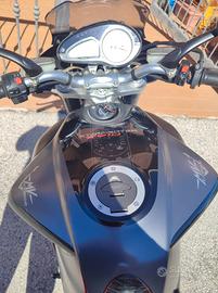 moto MV Agusta brutale Starfighter 