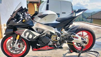Aprilia RSV4