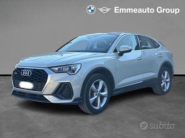 AUDI Q3 SPB 40 TFSI quattro S tronic Business Pl