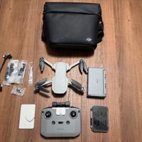 DJI Mini 2 Fly More Combo