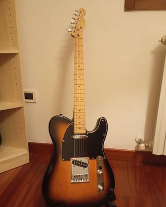 Chitarra elettrica Fender Telecaster con difetto 