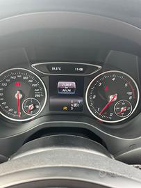 Mercedes gla 200 d automatica