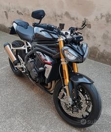 Triumph Speed triple 1200RS