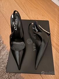 Slingback Versace nere in pelle
