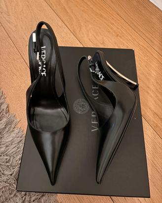 Slingback Versace nere in pelle