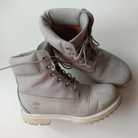 Scarponcini Timberland di colore grigio, numero 35