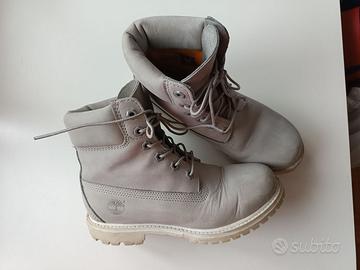 Scarponcini Timberland di colore grigio, numero 35