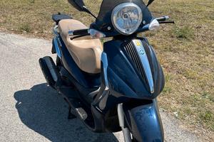 Piaggio Beverly 400