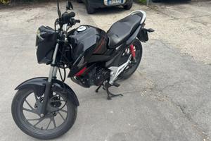 Honda Cb125F