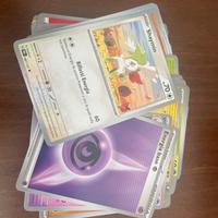 Lotto 1000  carte pokemon di cui 100 rare