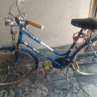 Bici donna Bianchi azzurra da passeggio anni '80