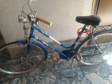 Bici donna Bianchi azzurra da passeggio anni '80