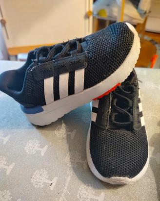 Scarpe Adidas n. 23