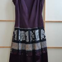 Abito Rinascimento viola gonna ampia