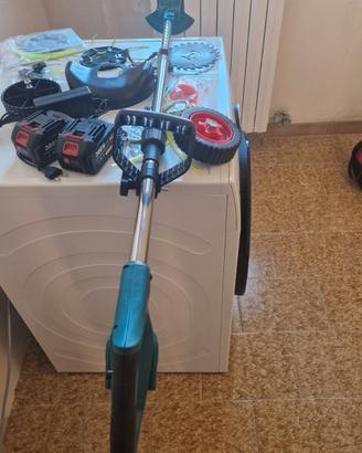 tagliabordi a batteria