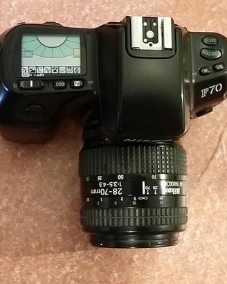Nikon f70 con Nikkor 28-70