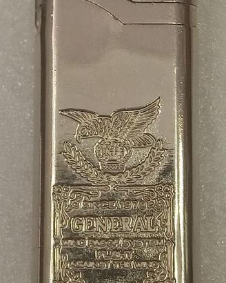 Accendino autentico General, anni 70-80, usato