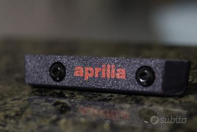 Tappi copri fori pedane Aprilia RS 660 e Tuono 660