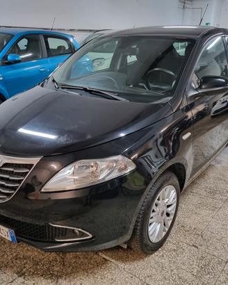 Lancia Ypsilon 0.9 TwinAir 85CV 5P Ecochic Gold
