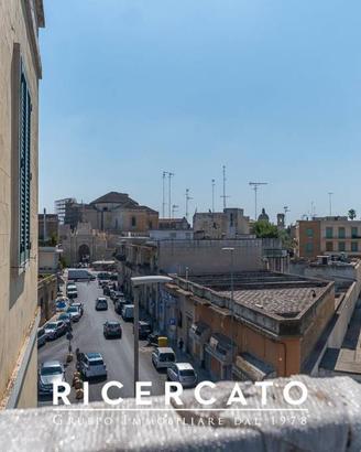 Appartamento di 210 m² con più di 5 locali a Lecce