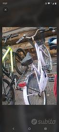 Bici da città/ olandese  monomarcia con cestino 