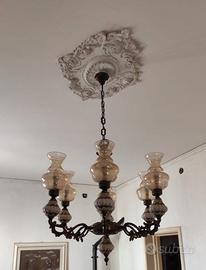 lampadario in ottone e ceramica