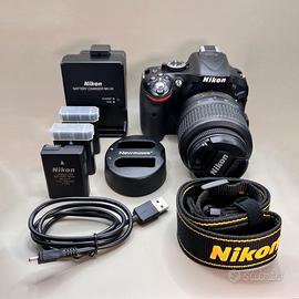 Nikon D5200 + 18-55mm + 3 batterie | 12.314 scatti
