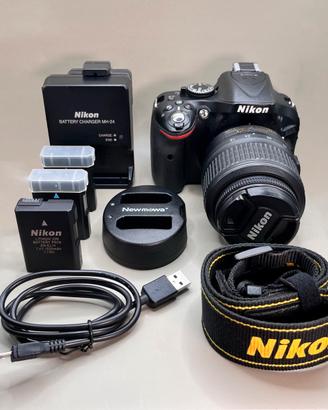 Nikon D5200 + 18-55mm + 3 batterie | 12.314 scatti