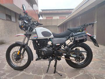 Royal Enfield Himalayan 411