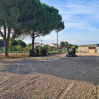 Magazzino / Cappannone con piazzale uso deposito