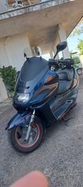 yamaha magesty 250    € 500 tratt.