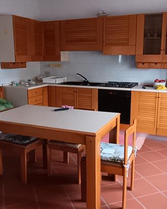 Cucina intera + arredamenti