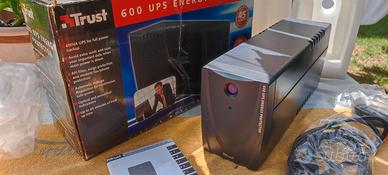 Trust 600 UPS Energy Protector