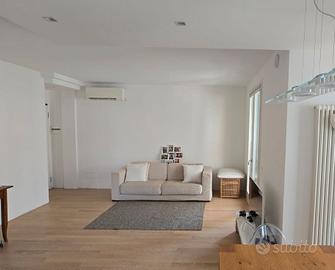 Divano sfoderabile beige in panno