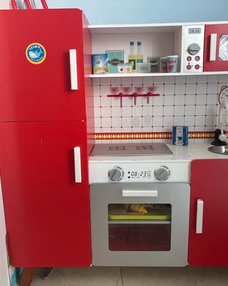 Cucina per bambini in legno