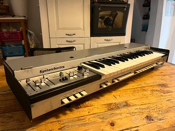 Sintetizzatore Farfisa Syntorchestra (da riparare(
