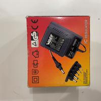 Alimentatore universale per walkman