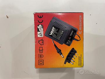 Alimentatore universale per walkman